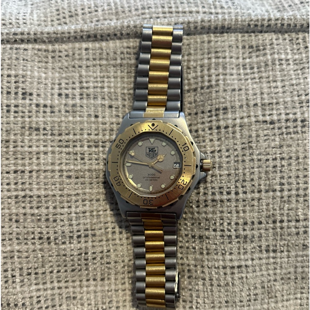 TAGHEUER Quartz Watch Model No. 934 206
